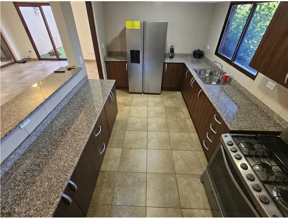 Rental/Sale of House in Residencial Cubitá, Chitré. MB