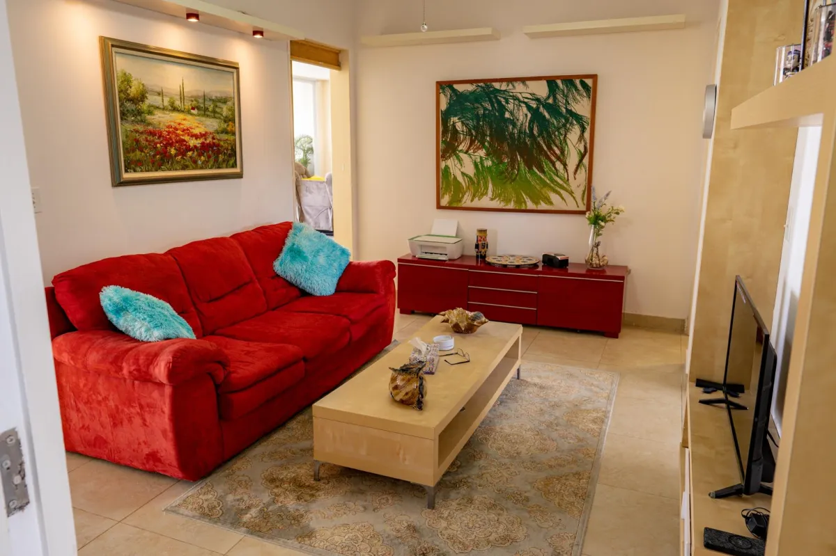 4 BEDROOM APARTMENT WITH OCEAN FRONT IN FARALLON P