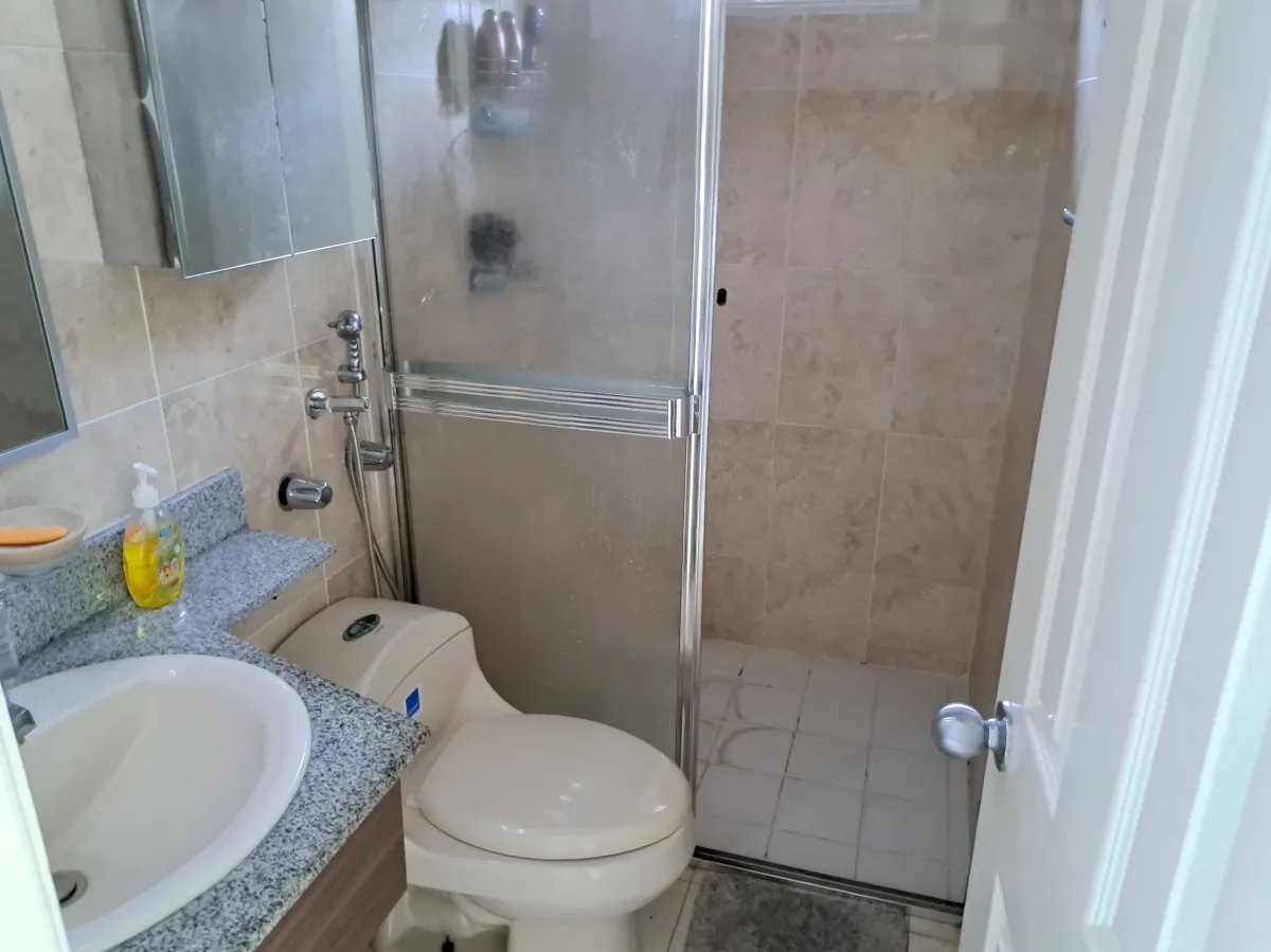 Se Alquila casa en PH Colinas del Lago