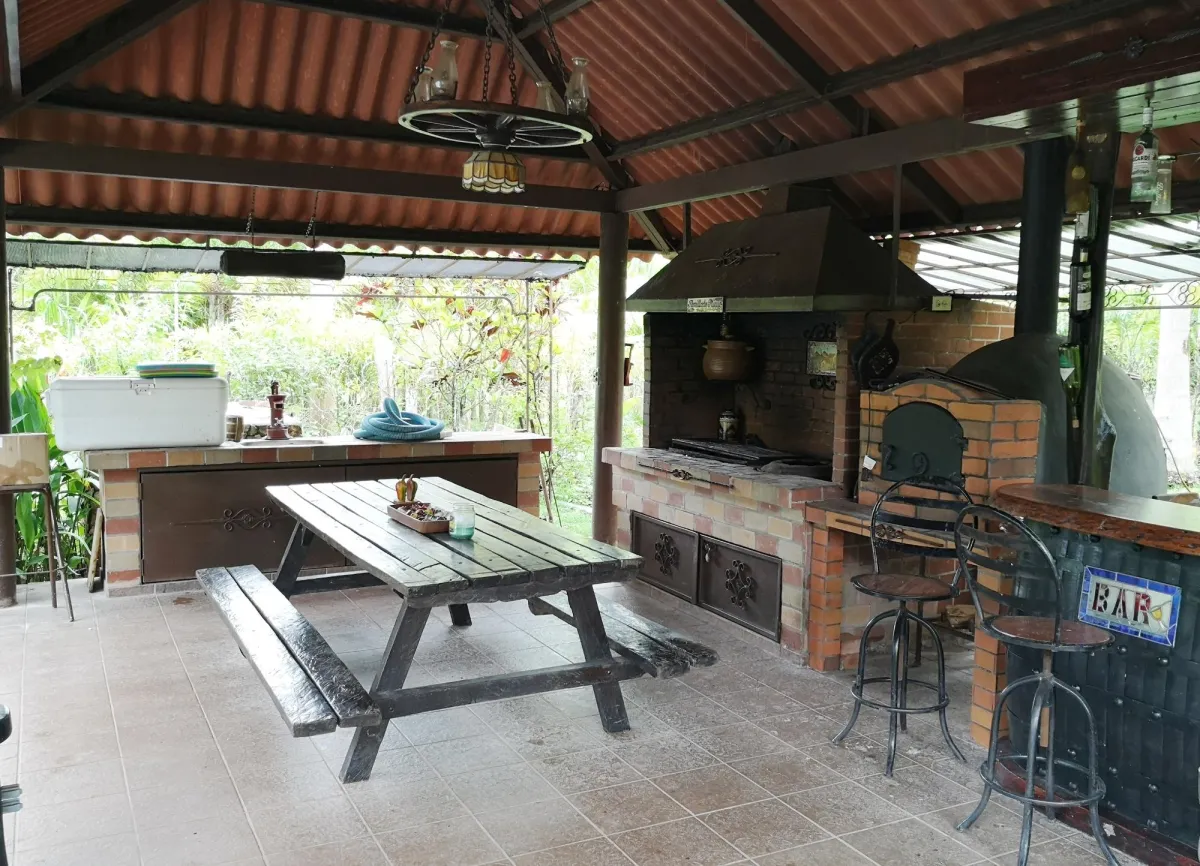 Se Vende Casa con plantación en Nueva Gorgona, Chame