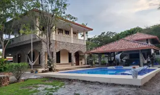 Se Vende Casa en Punta Barco, Coronado