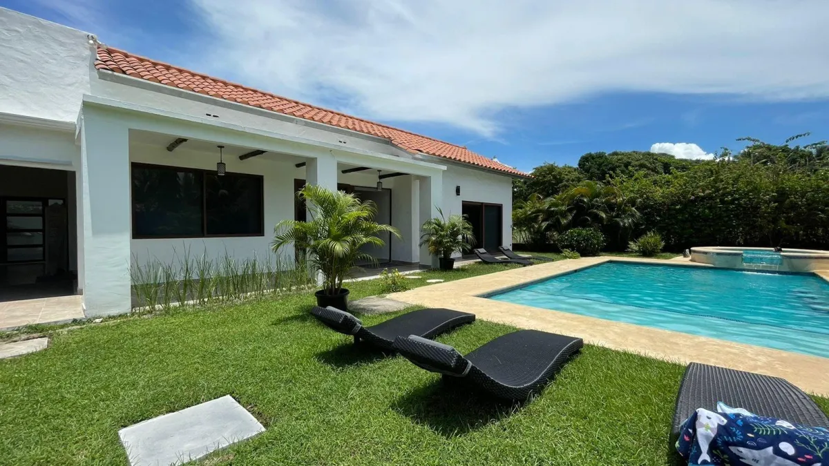 Beach House for Sale, Casa Nia, Punta Barco Viejo