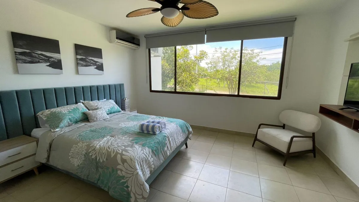 Beach House for Sale, Casa Nia, Punta Barco Viejo
