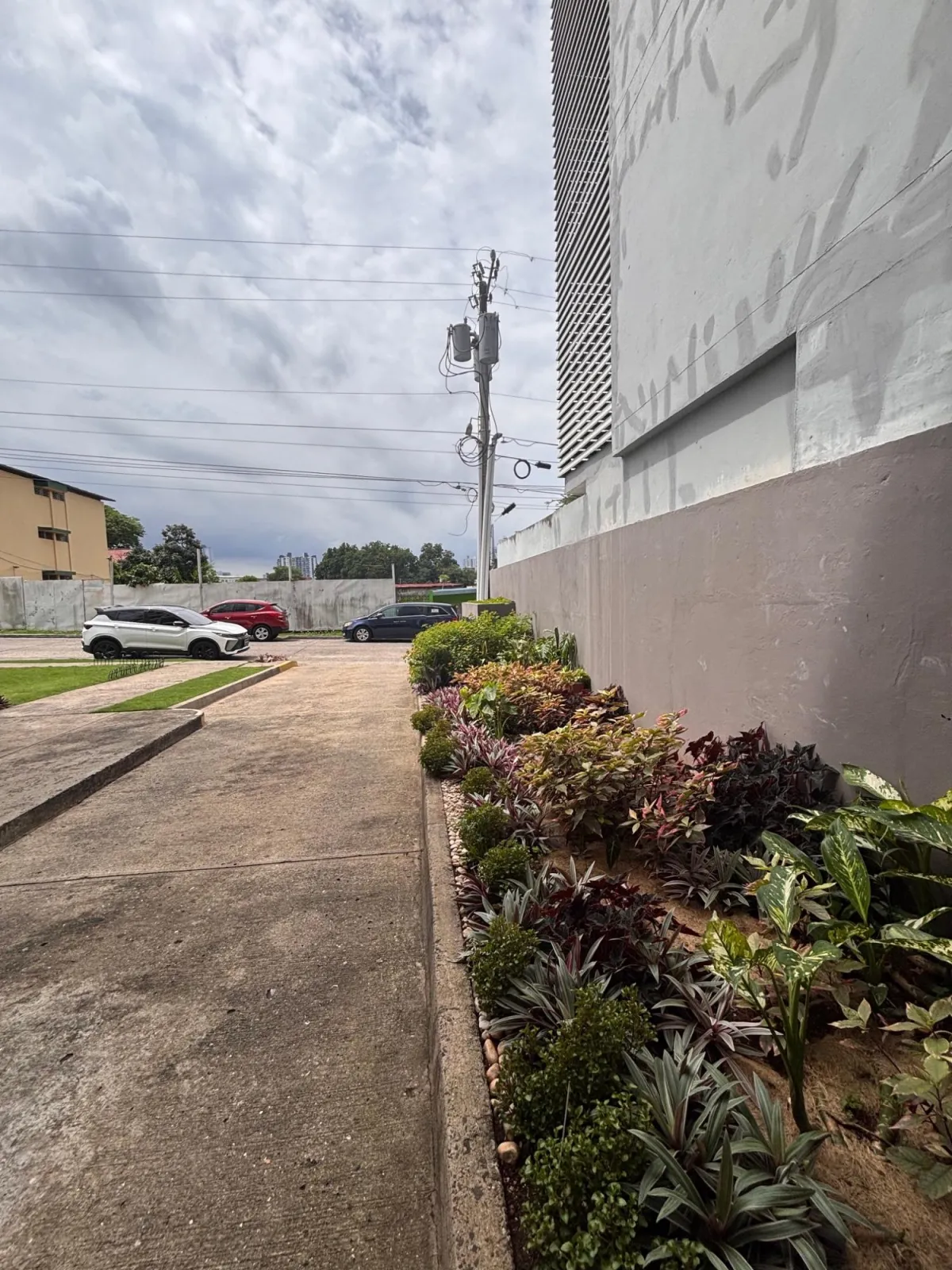 Apto.VENTA, LA LOMA, al lado de Hosp. San Fernando