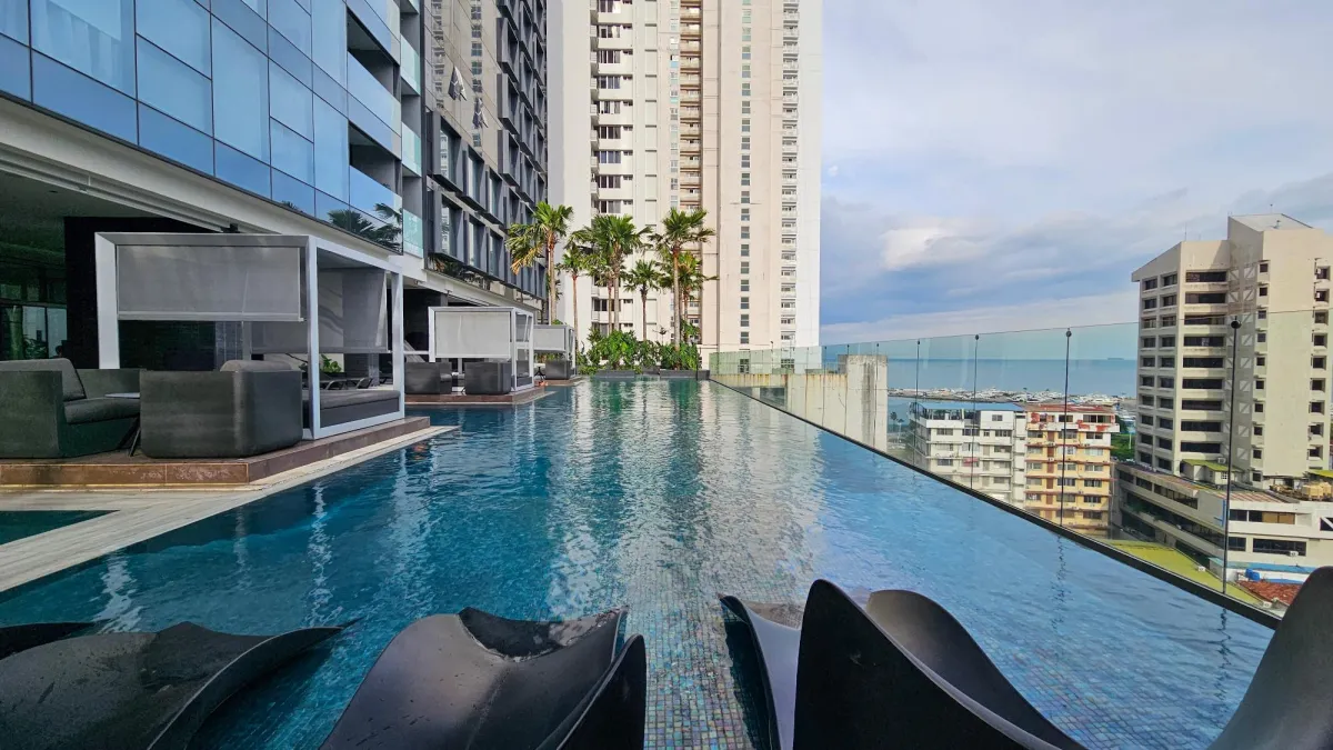 FURNISHED APT IN NUOVO BY ARMANI - 104 M2
