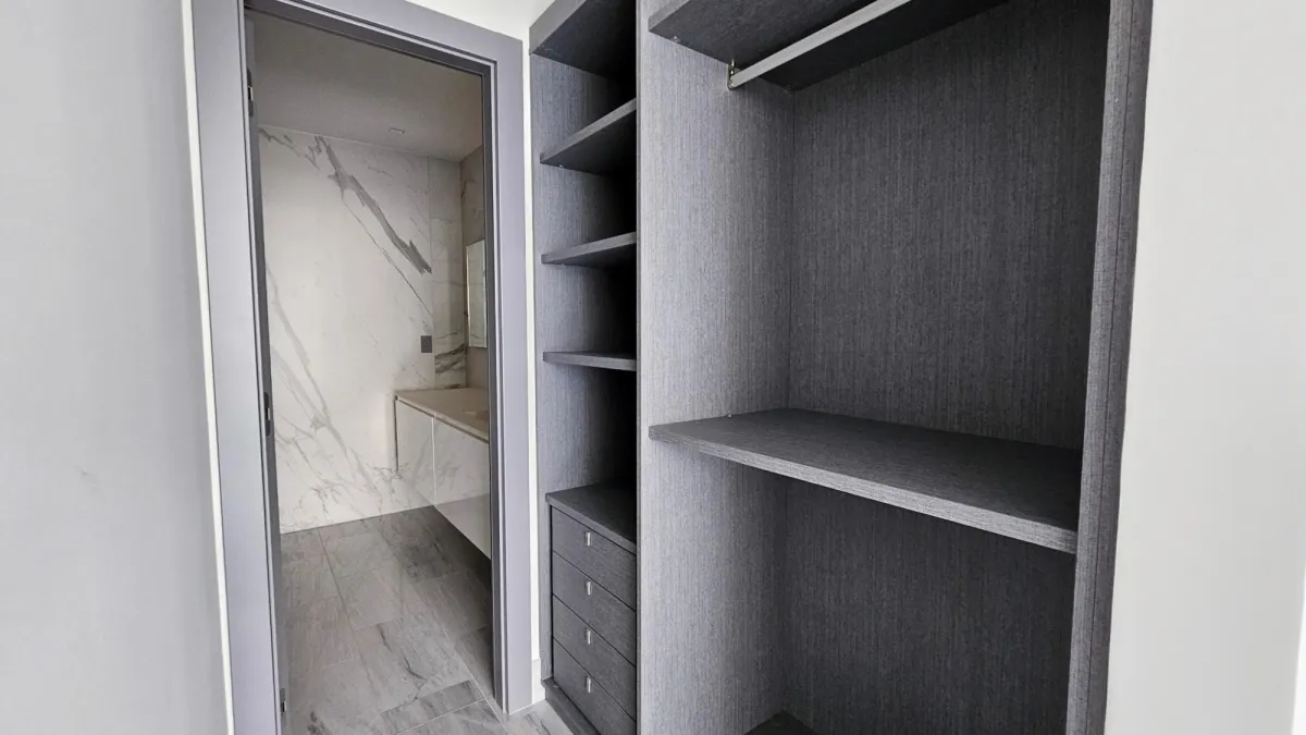FURNISHED APT IN NUOVO BY ARMANI - 104 M2