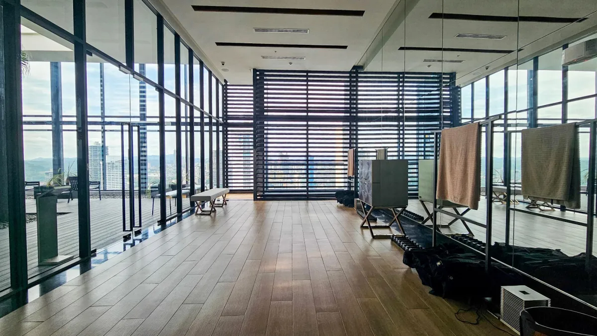 FURNISHED APT IN NUOVO BY ARMANI - 104 M2