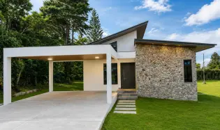 Contemporary Home for Sale in Alto Boquete