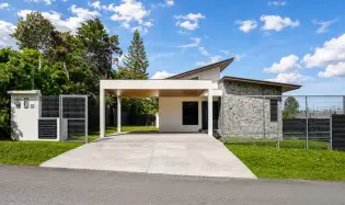 Casa Contemporánea en venta en Alto Boquete