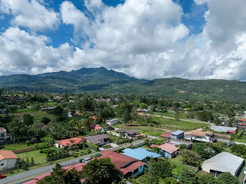 Contemporary Home for Sale in Alto Boquete