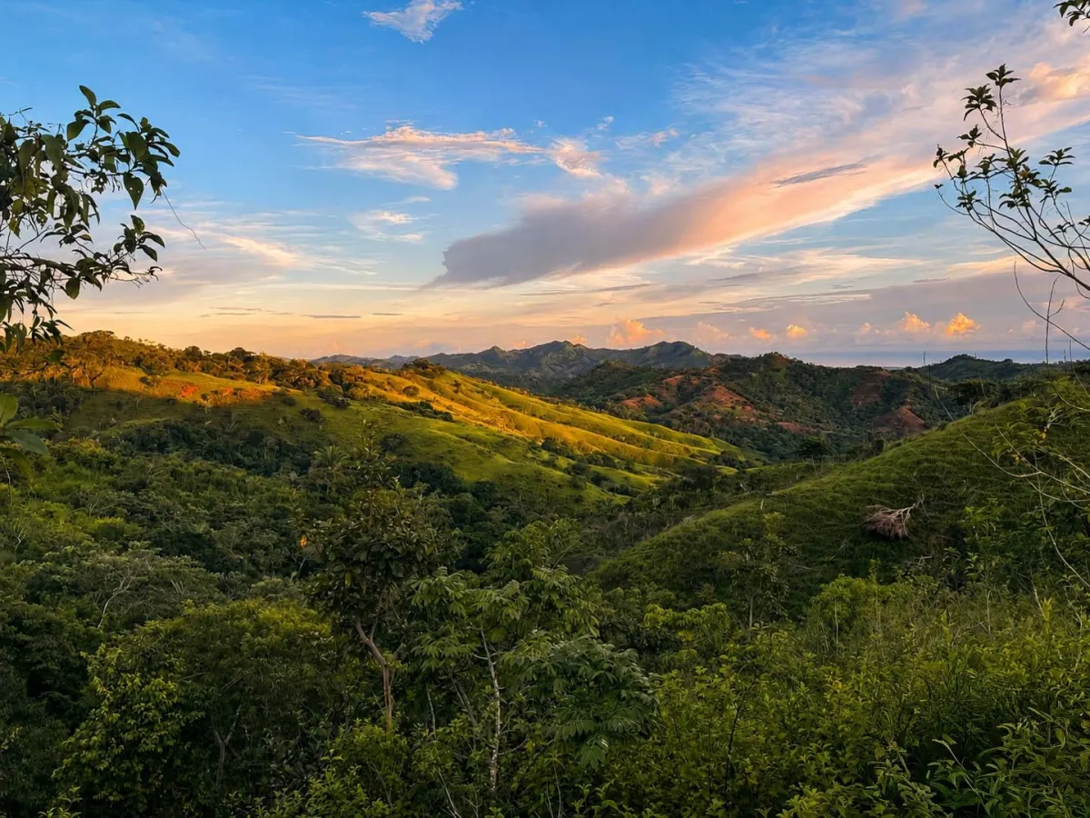 1 Hectare Mountain Property in Nuario, Los Santos