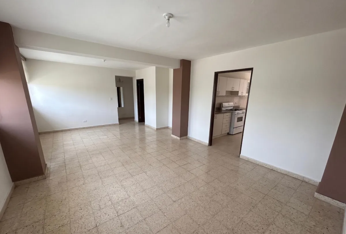 Se vende apartamento Hato Pintado (Colegio IPA)