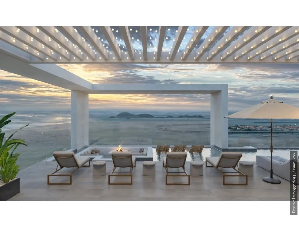 Sale of Apartment on Avenida Balboa