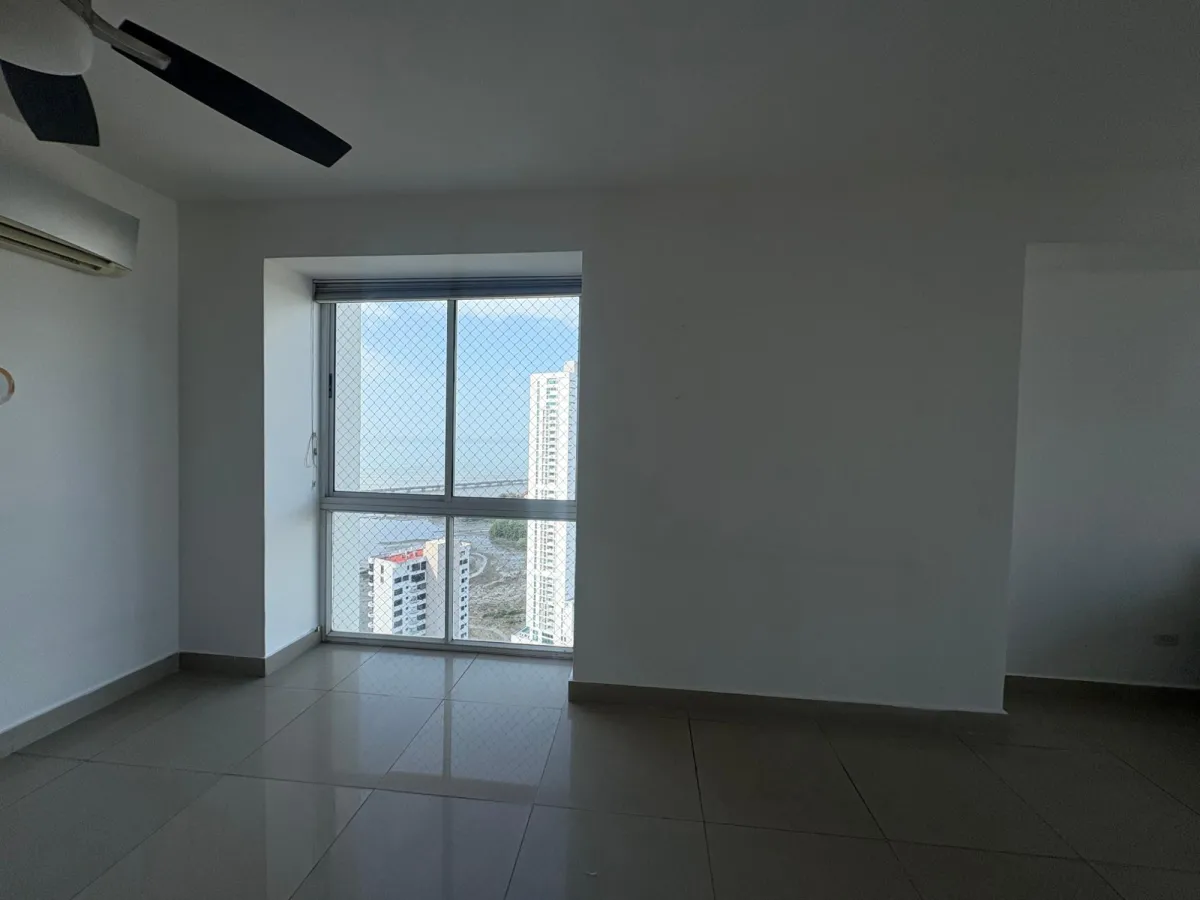 Apartment for sale in PH Bahia del Golf