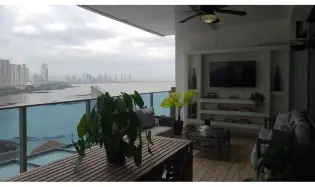 Venta de apartamento en PH Grand Tower, Punta Pacífica