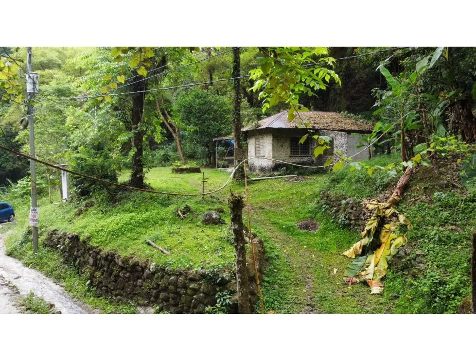 Venta de terreno en vía al Valle de Antón, Coclé. MB