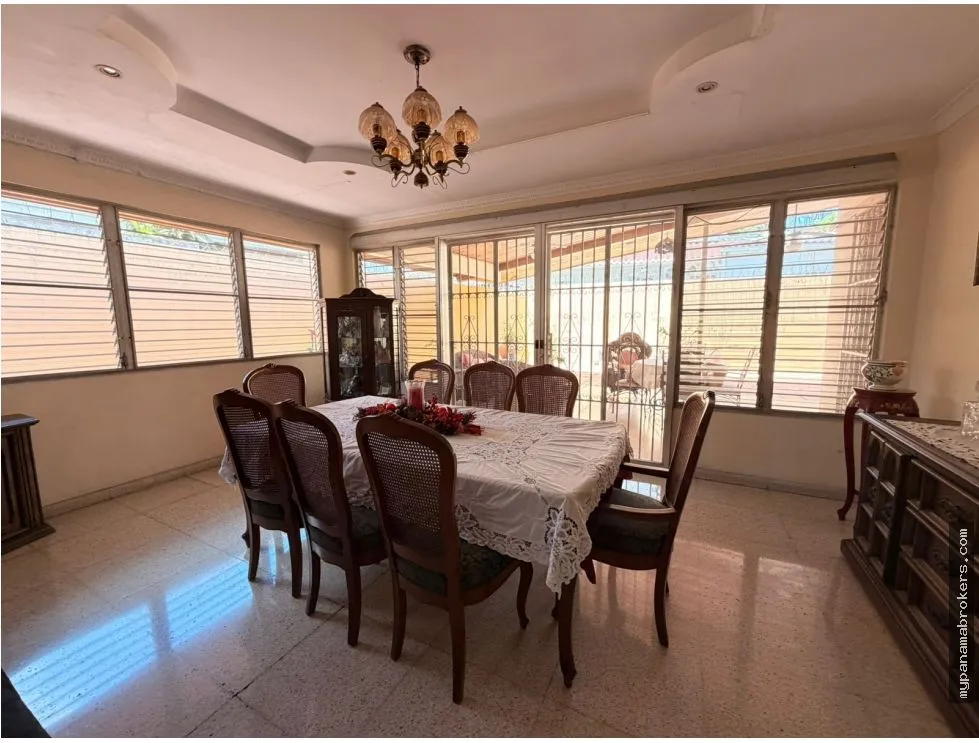 House for Sale in San Francisco - Villa Lilla