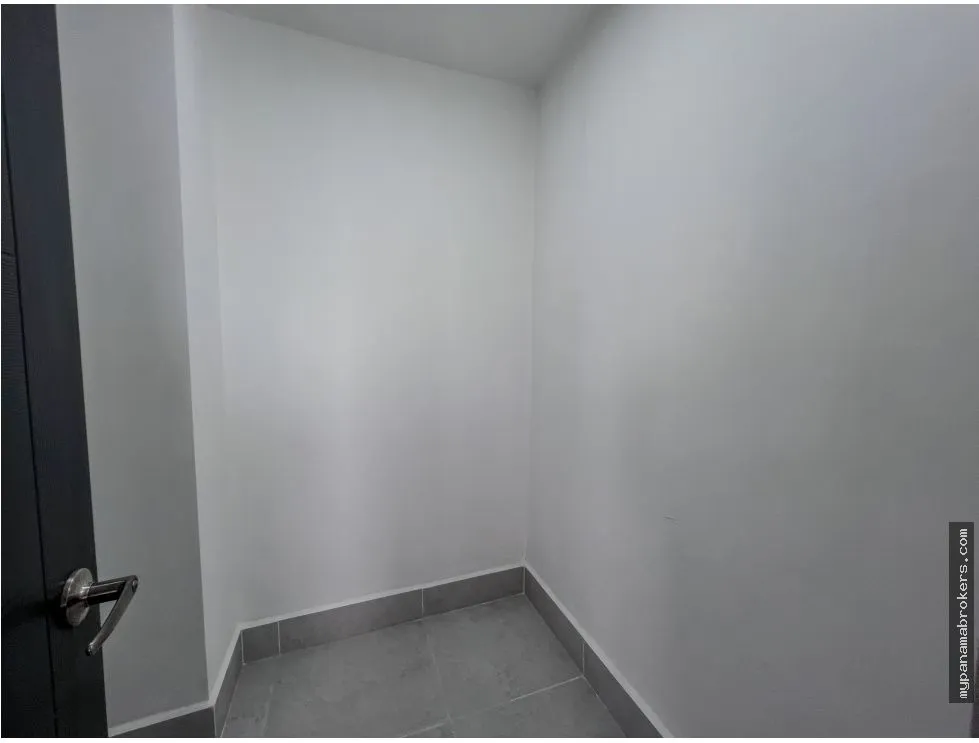 Apartment for Sale in Carrasquilla, San Francisco