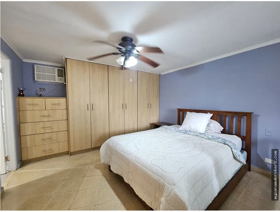 House with Land for Sale - El Carmen BELOW APPRAISAL