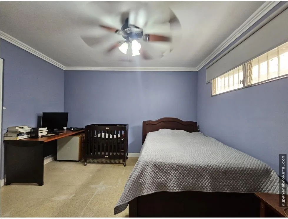 House with Land for Sale - El Carmen BELOW APPRAISAL
