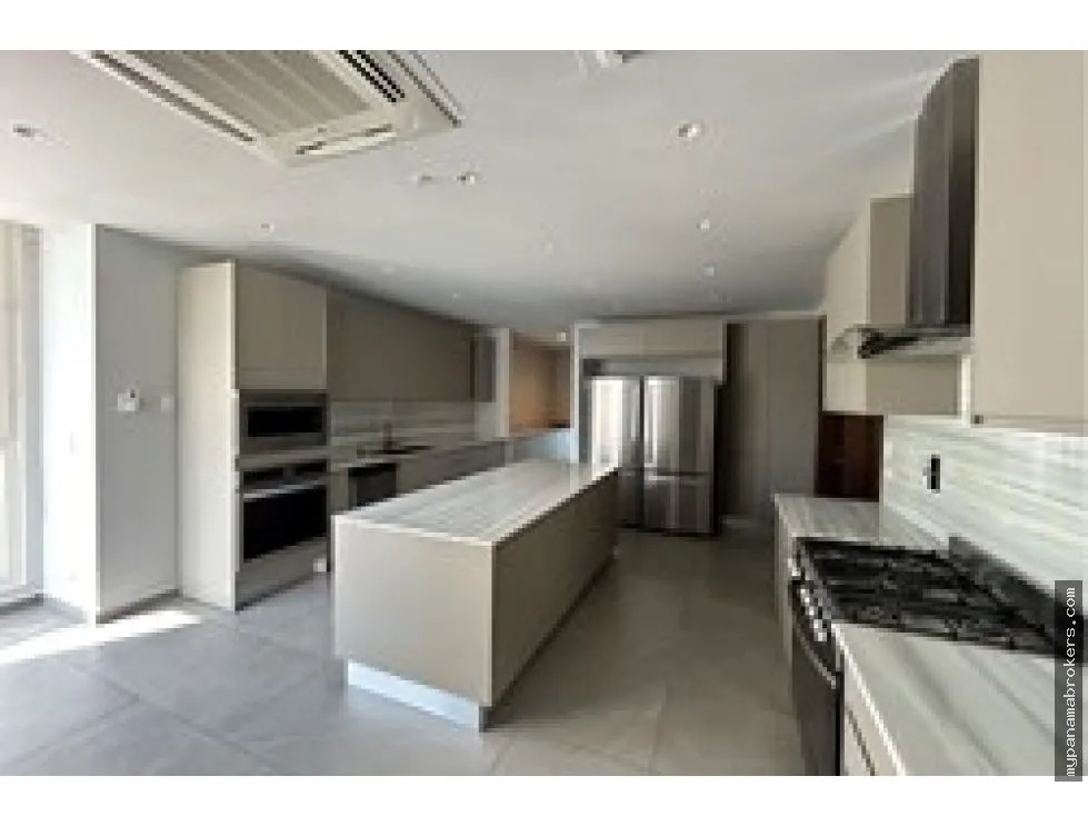 Apartment Rental in PH The Towers, Punta Paitilla