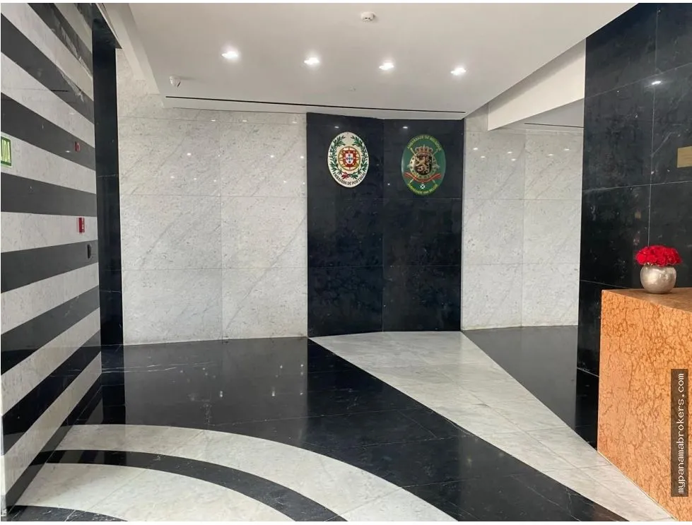 Office Rental in Torre Óptima, Obarrio, Panama