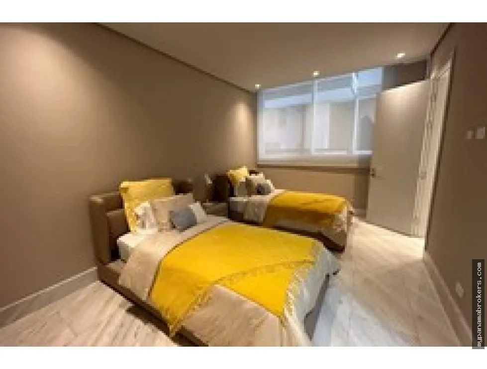 Venta de apartamento amoblado en PH The Towers, San Francisco