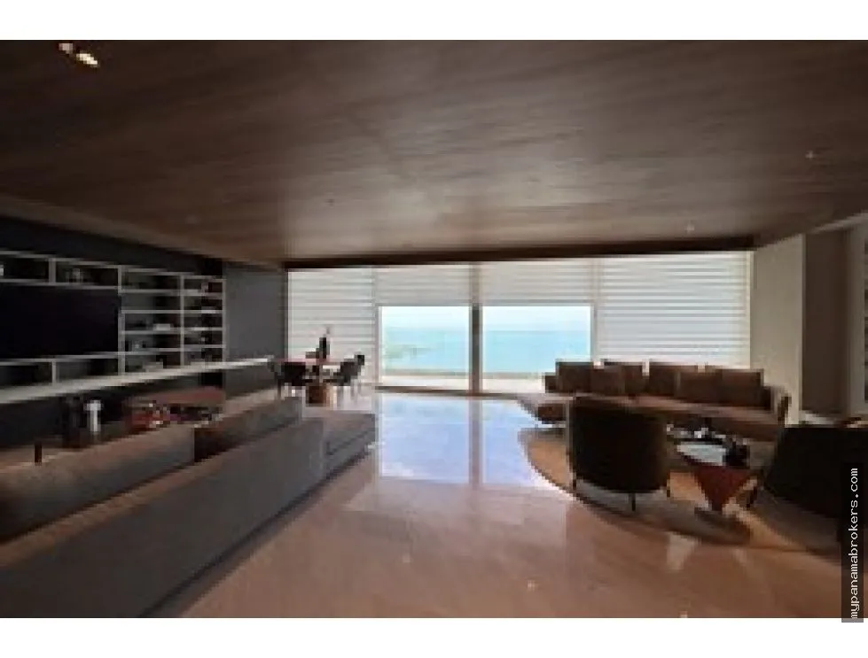 Venta de apartamento amoblado en PH The Towers, San Francisco