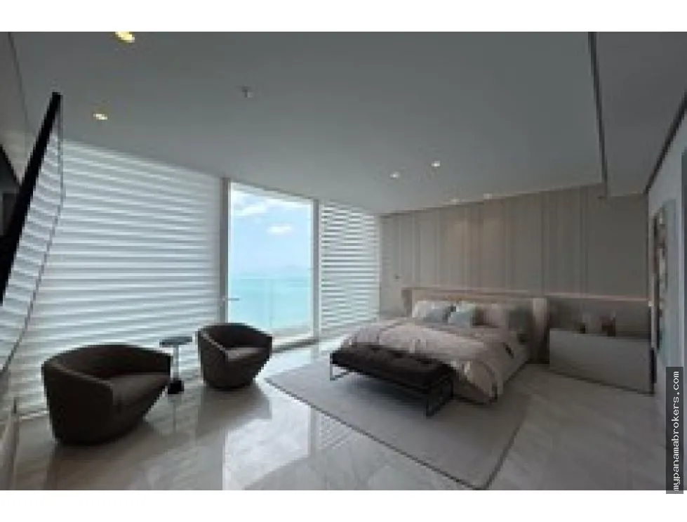 Venta de apartamento amoblado en PH The Towers, San Francisco