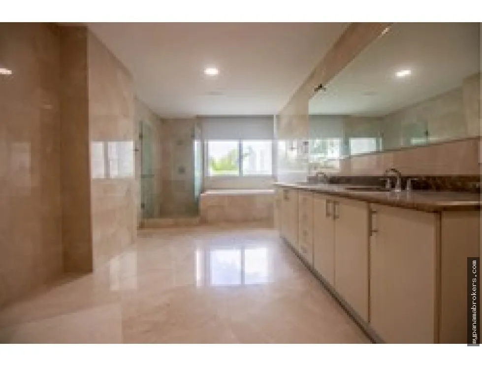 Apartment Rental - Empty Unit in PH Miradores, Punta Pacifica