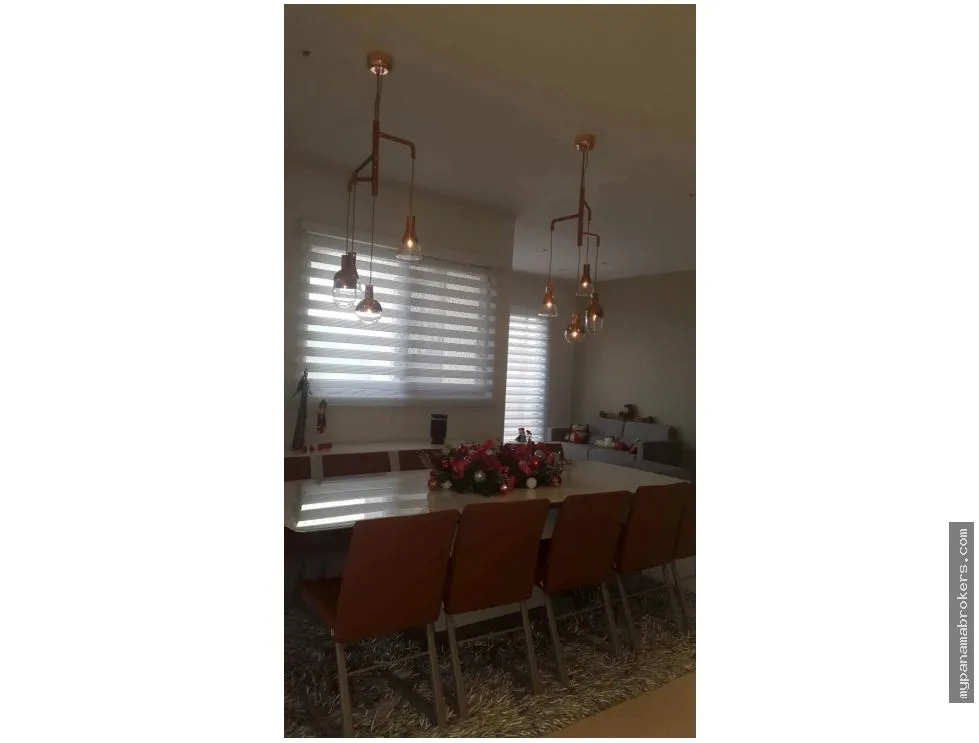 Venta de Penthouse amoblado en PH Embassy Club, Clayton, Ancón