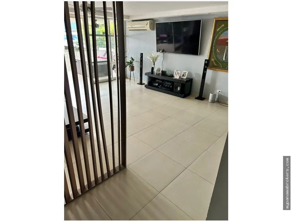 Sale of Renovated Apartment, Obarrio, Bella Vista, Panama