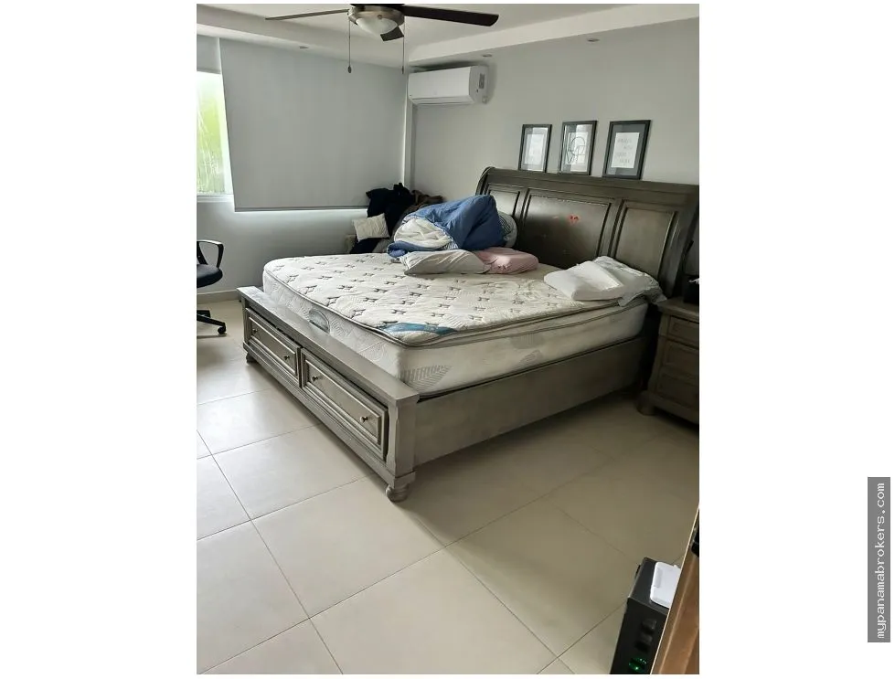 Sale of Renovated Apartment, Obarrio, Bella Vista, Panama