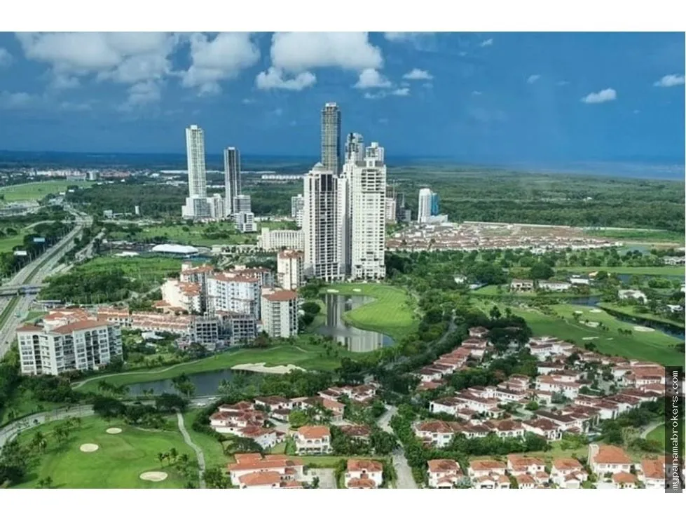 Apartment for Sale in Greenview, Santa María
