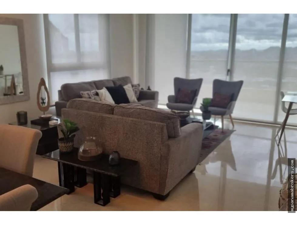 Apartment for Sale in Greenview, Santa María
