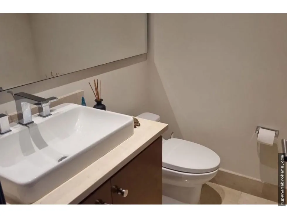 Apartment for Sale in Greenview, Santa María