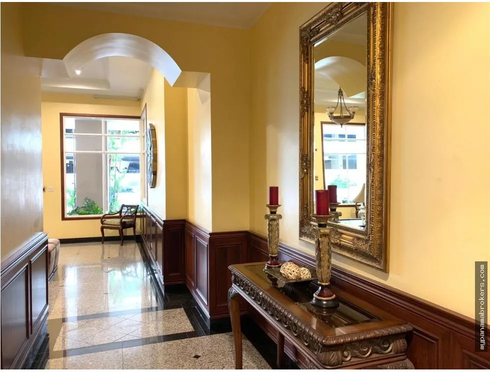 Apartment for Sale in Ph. Victoria Tower, Obarrio, Bella Vista