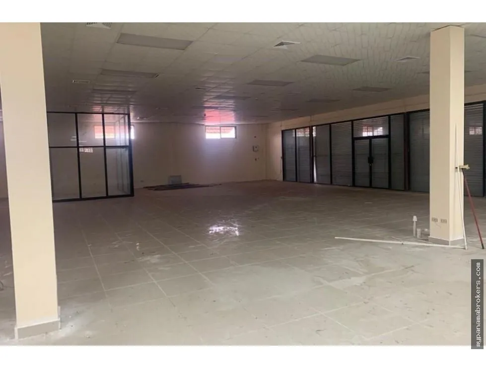 VENTA DE LOCAL COMERCIAL CON DOS GALERAS EN LA CHORRERA, PANAMÁ OESTE