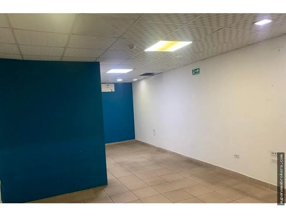 VENTA DE LOCAL COMERCIAL CON DOS GALERAS EN LA CHORRERA, PANAMÁ OESTE