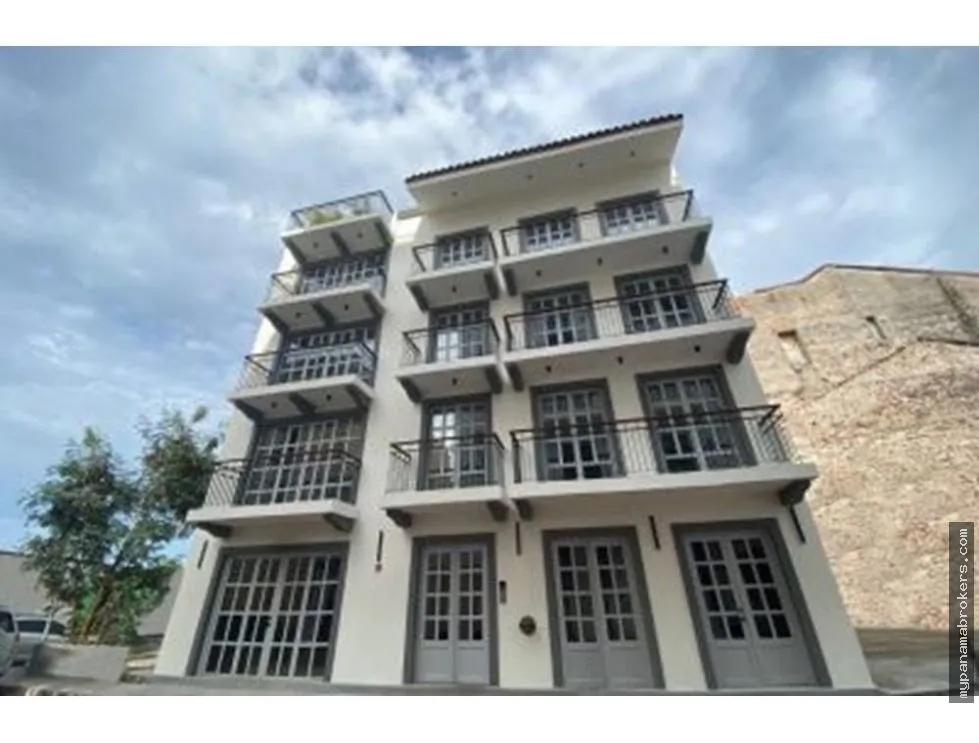 Sale of Building with Apartments for Airbnb, Casco Antiguo, Panama