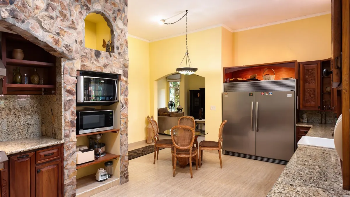 MOUNTAIN HOME FOR SALE | ALTOS DEL MARÍA PANAMA