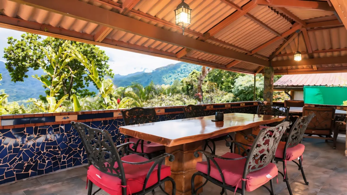 MOUNTAIN HOME FOR SALE | ALTOS DEL MARÍA PANAMA