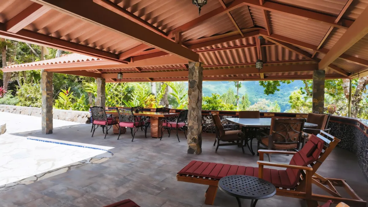 MOUNTAIN HOME FOR SALE | ALTOS DEL MARÍA PANAMA