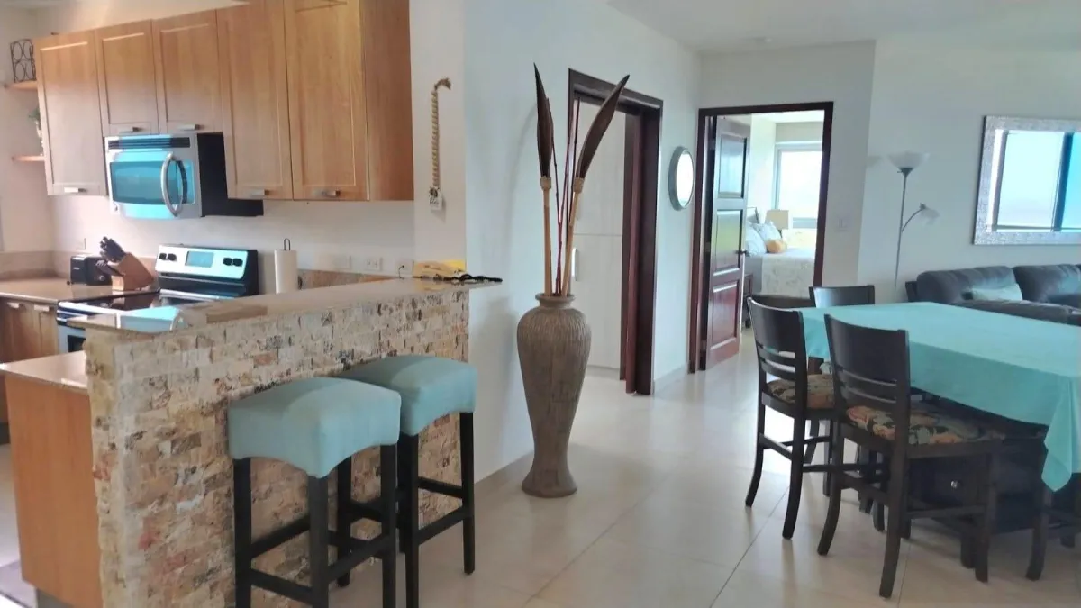 APARTAMENTO EN VENTA CON VISTAS AL CAMPO DE GOLF OCEANO Y MONTANA