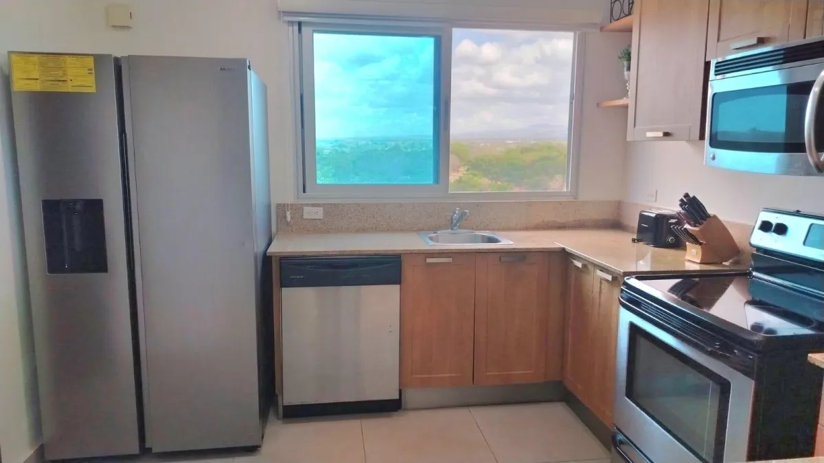 APARTAMENTO EN VENTA CON VISTAS AL CAMPO DE GOLF OCEANO Y MONTANA