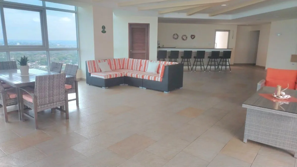 APARTAMENTO EN VENTA CON VISTAS AL CAMPO DE GOLF OCEANO Y MONTANA