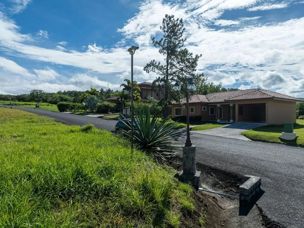 Flat Mountain View Lot for Sale in Country Club