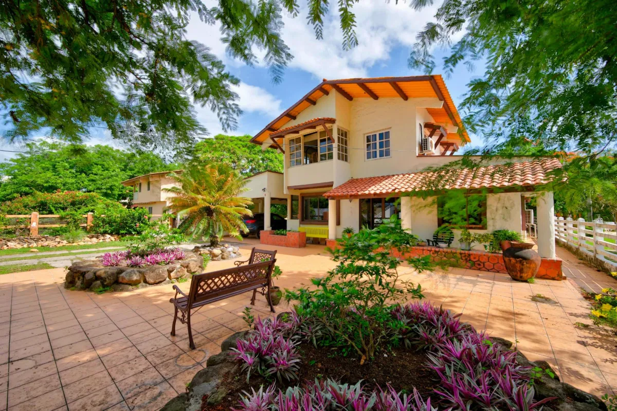 Villa junto a la playa en Playa Malibú