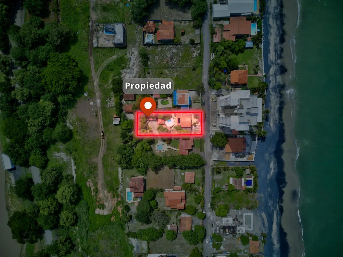 Villa junto a la playa en Playa Malibú