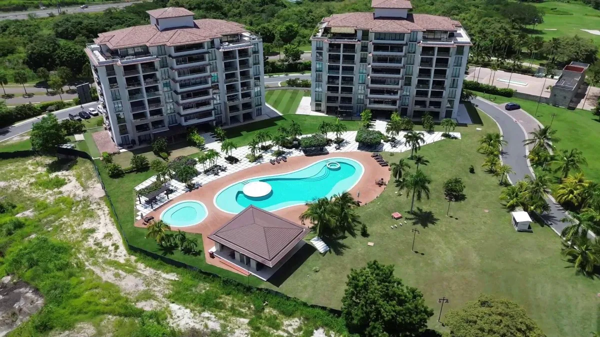 Apartment with ocean view in Perlamar